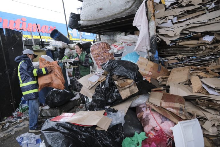 EXHORTACION AL GOBIERNO NACIONAL A CERRAR LOS COMPROMISOS Y MEDIDAS PARA LA PROTECCION DE LOS RECICLADORES COLOMBIANOS